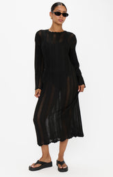 Packable Maxi Pullover ~ Black Crochet